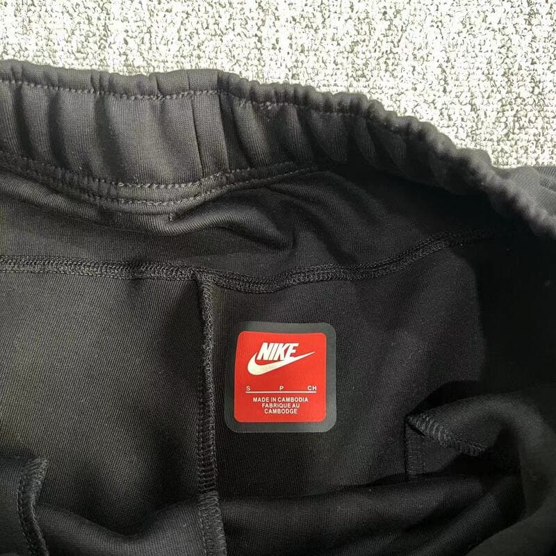 Nike x Syna World Tech Fleece Set